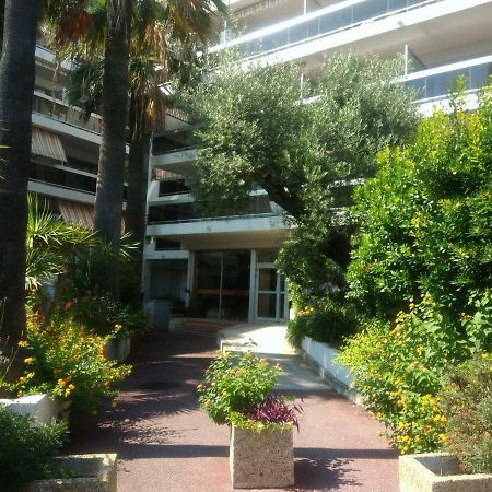 Apartament Mas De Tanit Corinthe Juan-les-Pins Zewnętrze zdjęcie